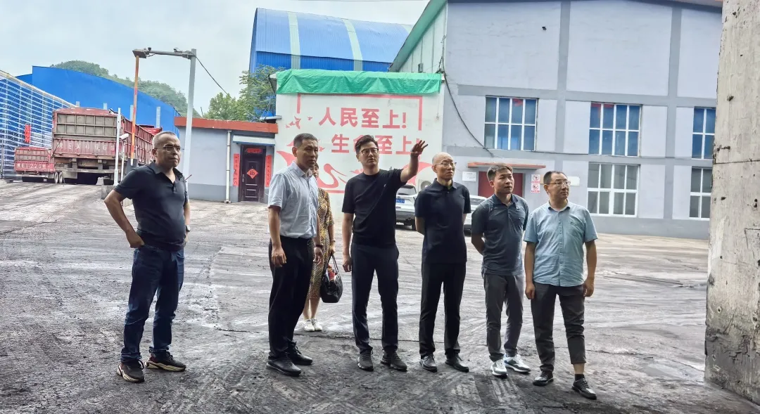 公司赴銅川喬子梁煤業(yè)有限公司開(kāi)展業(yè)務(wù)交流