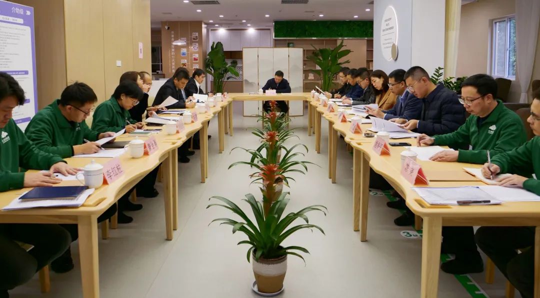 公司赴頤信養(yǎng)老公司開展康養(yǎng)項(xiàng)目現(xiàn)場推進(jìn)會